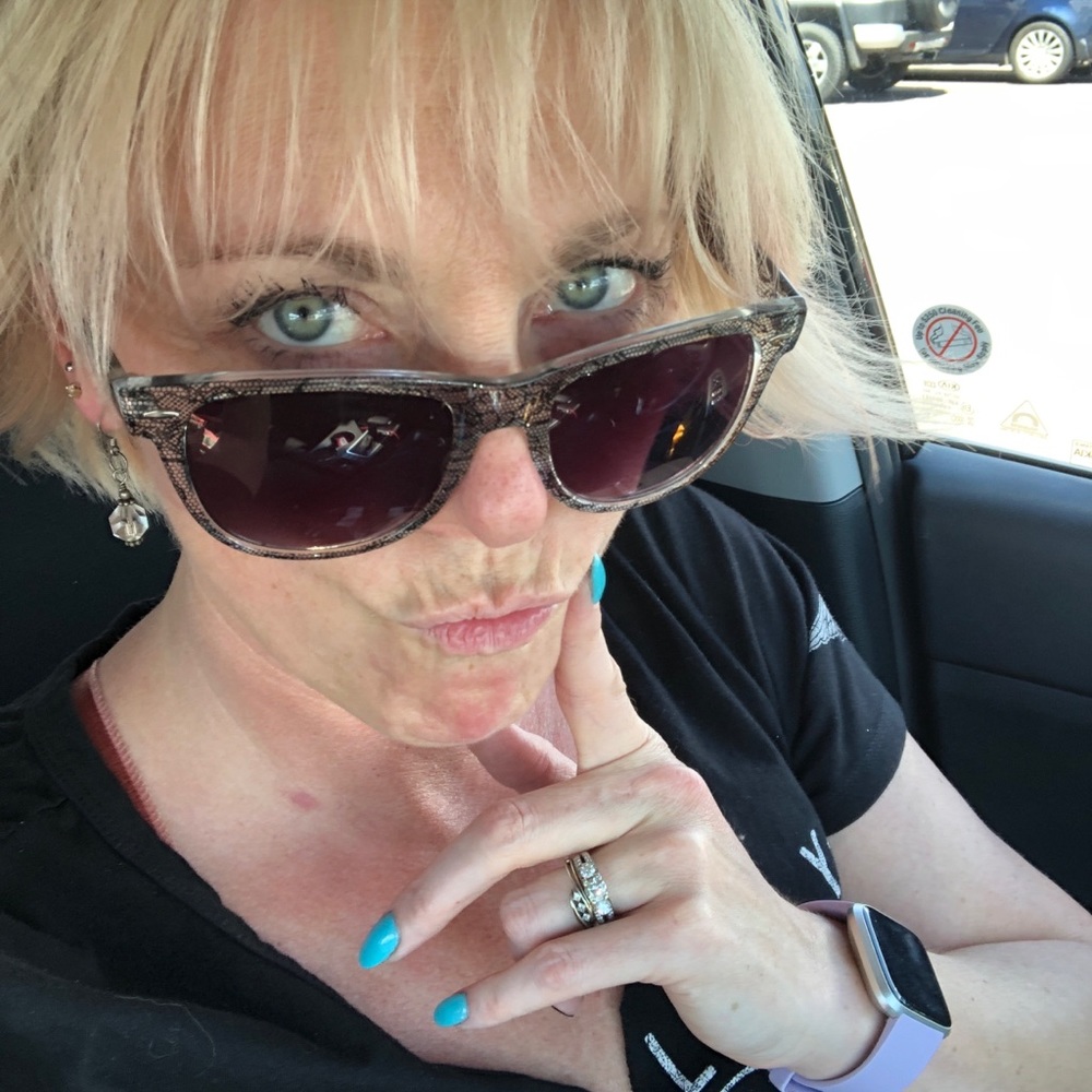 Meet your Posher, Natasha